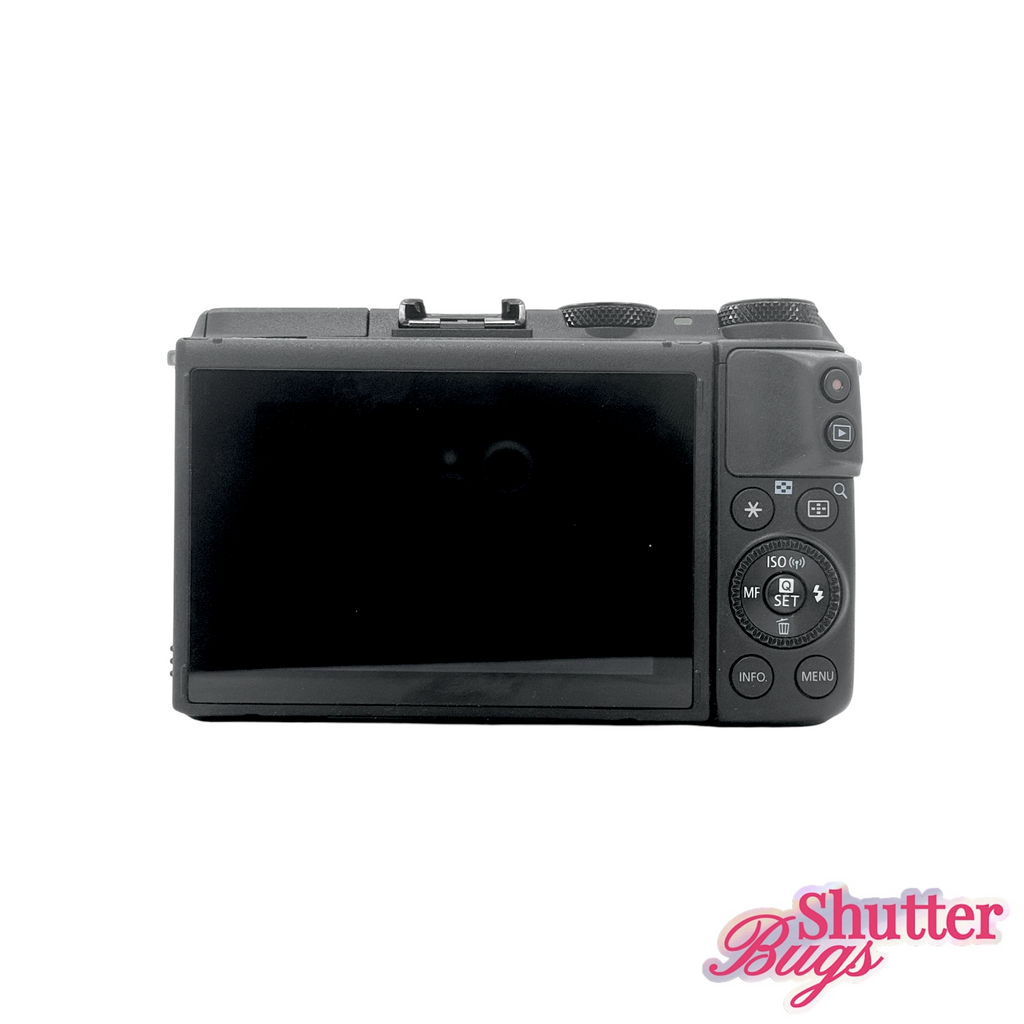 Canon EOS M3 Digital Camera IN BOX