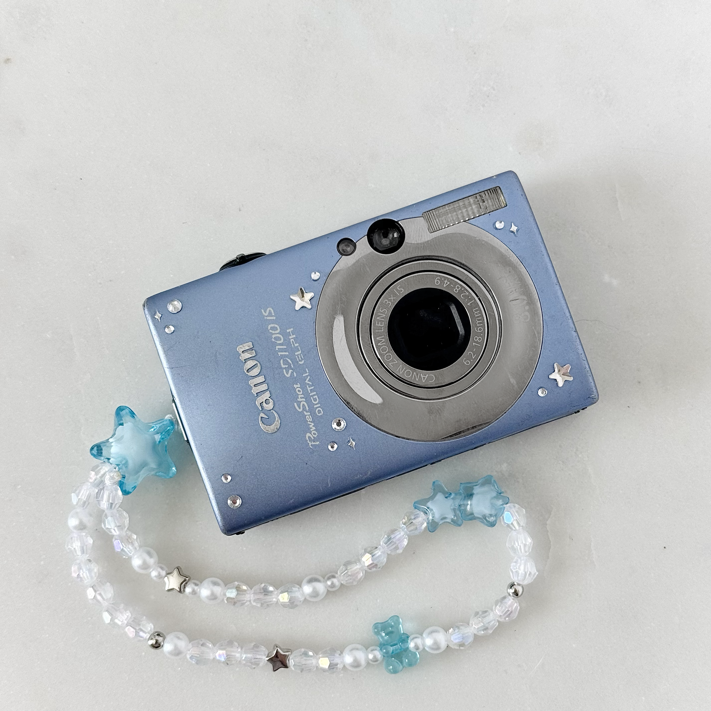 Canon PowerShot SD1100 IS Elph Digital Camera