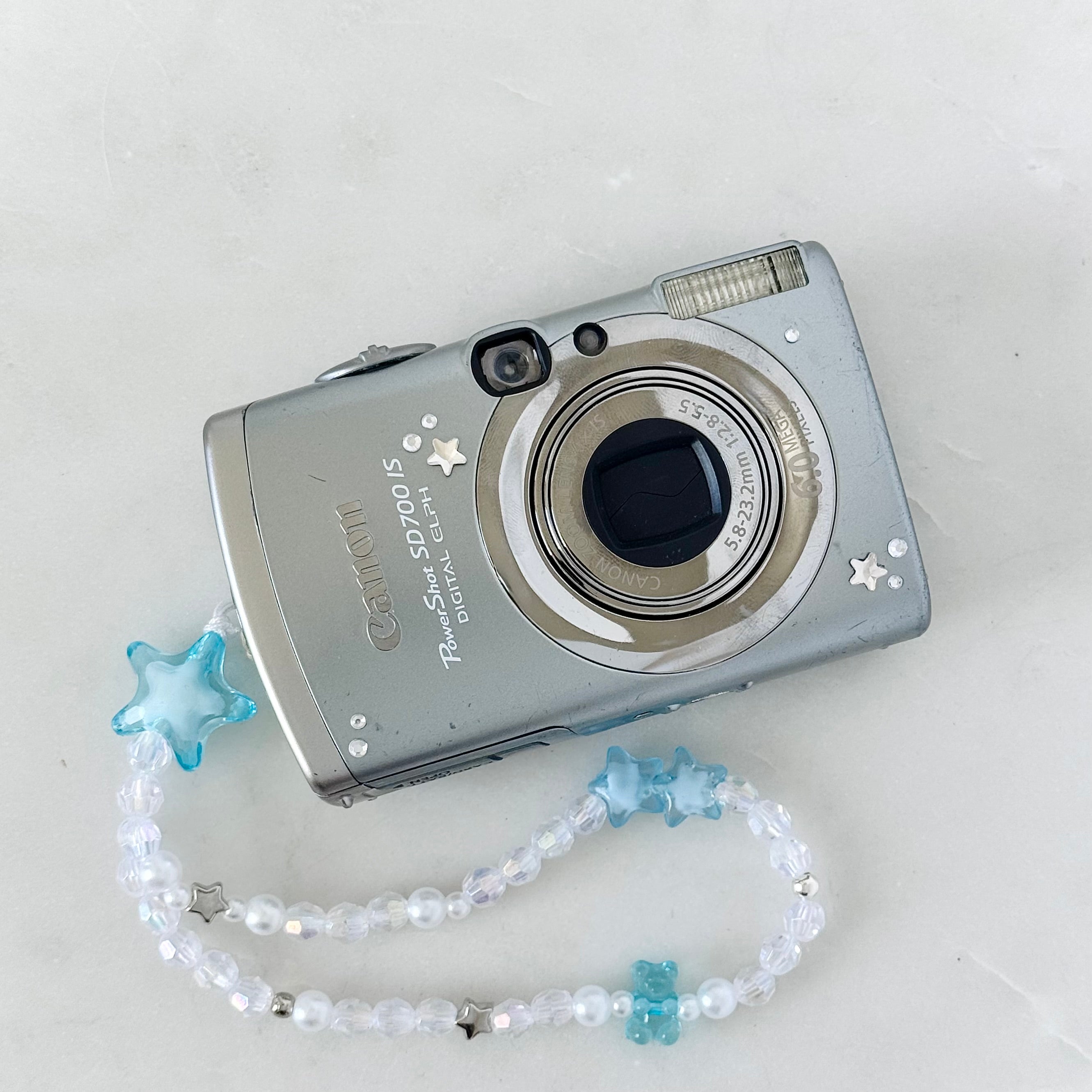 Canon PowerShot SD700 Digital Camera