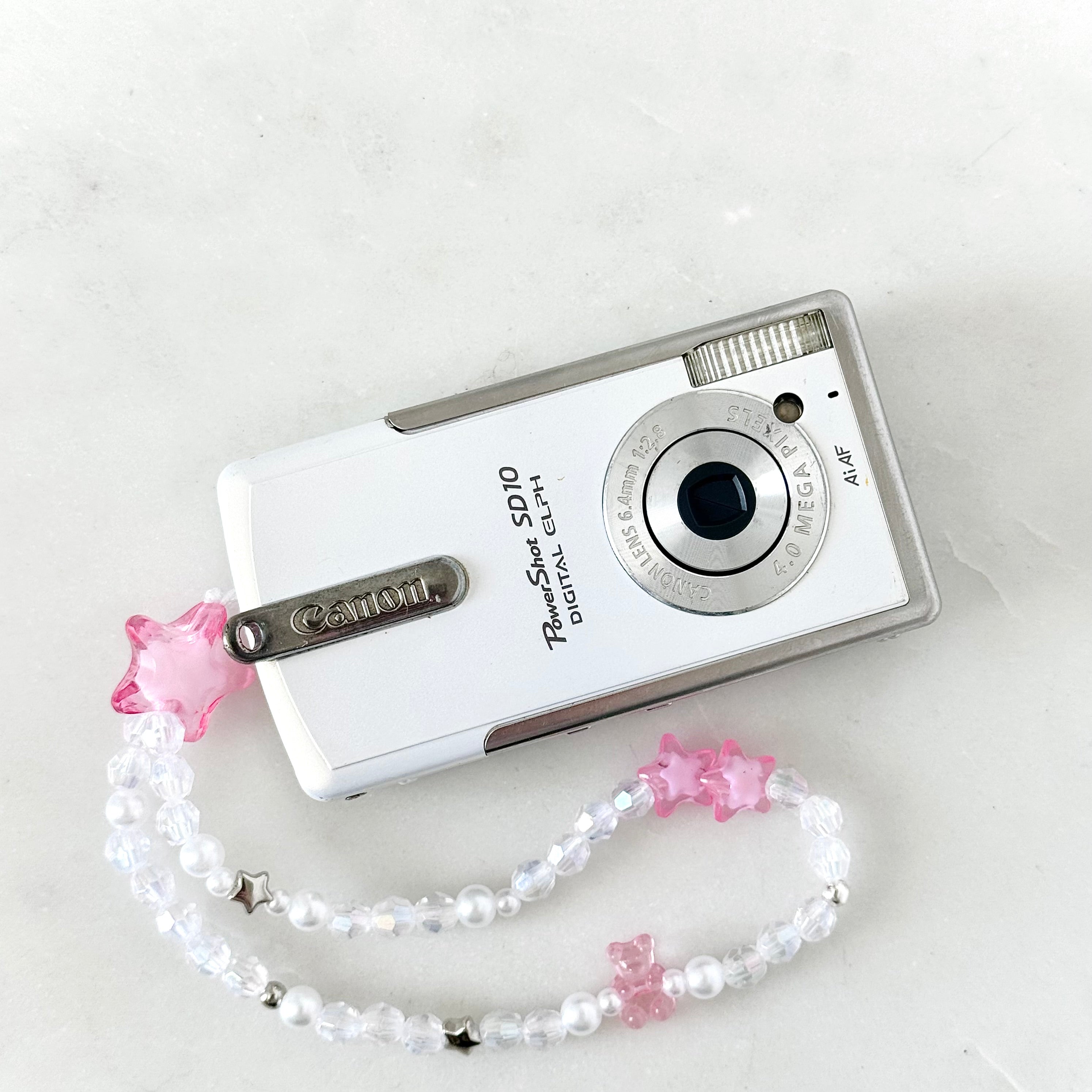 Canon PowerShot Elph SD10 Digital Camera