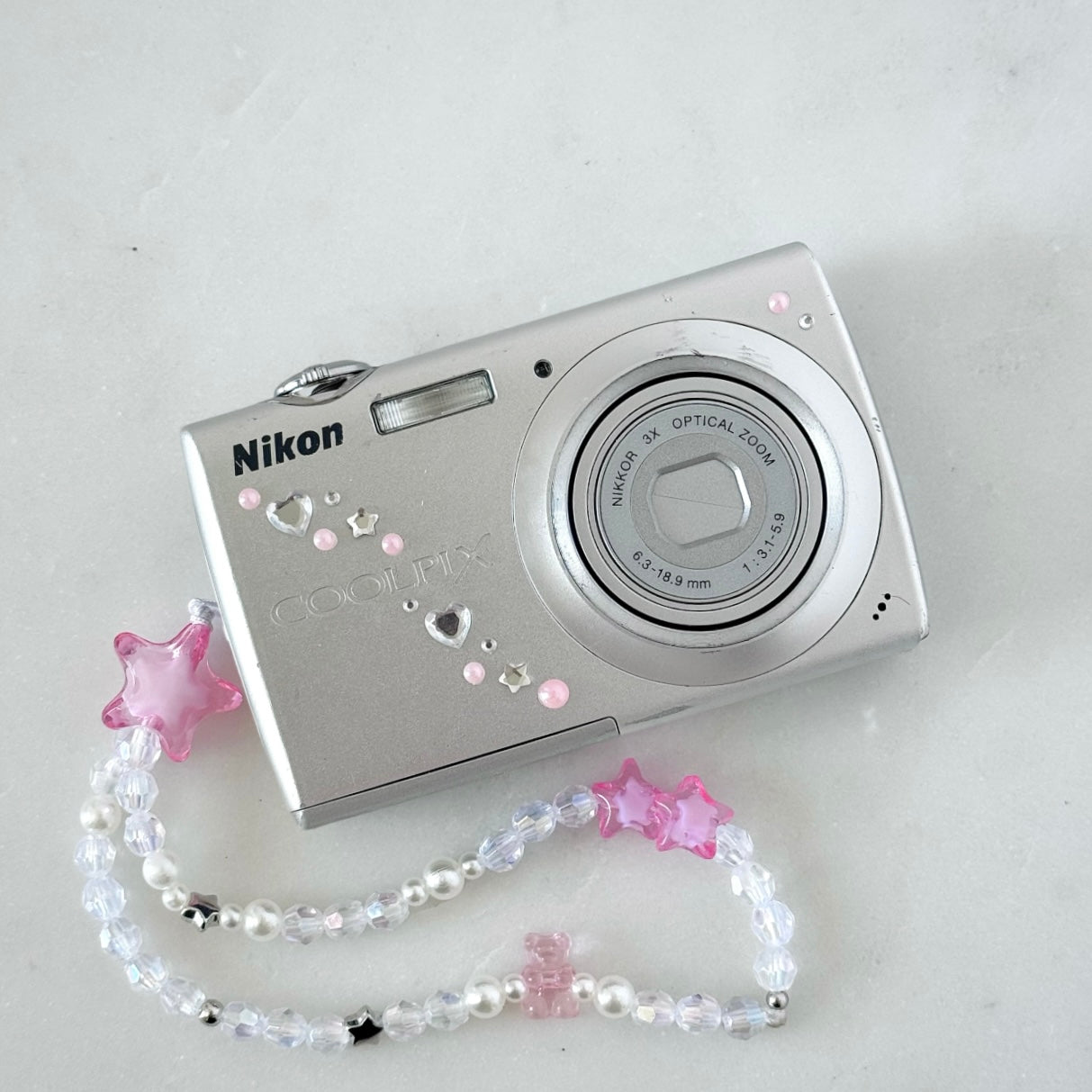 Nikon Coolpix S203 Digital Camera